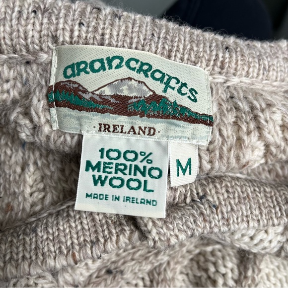 Aran Crafts Wool Chunky Cardigan Sweater Women's Medium Cable Knit Fisherman - Picture 4 of 4